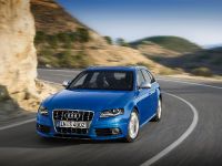 Audi S4 and S4 Avant (2009) - picture 18 of 23