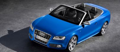 Audi S5 Cabriolet (2010) - picture 4 of 51
