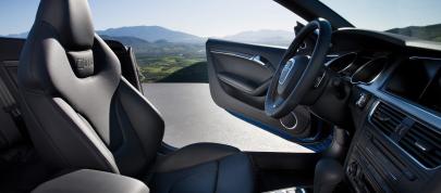 Audi S5 Cabriolet (2010) - picture 47 of 51