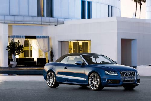Audi S5 Cabriolet (2010) - picture 17 of 51