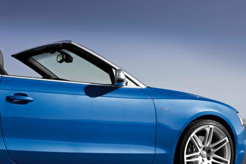Audi S5 Cabriolet (2010) - picture 48 of 51