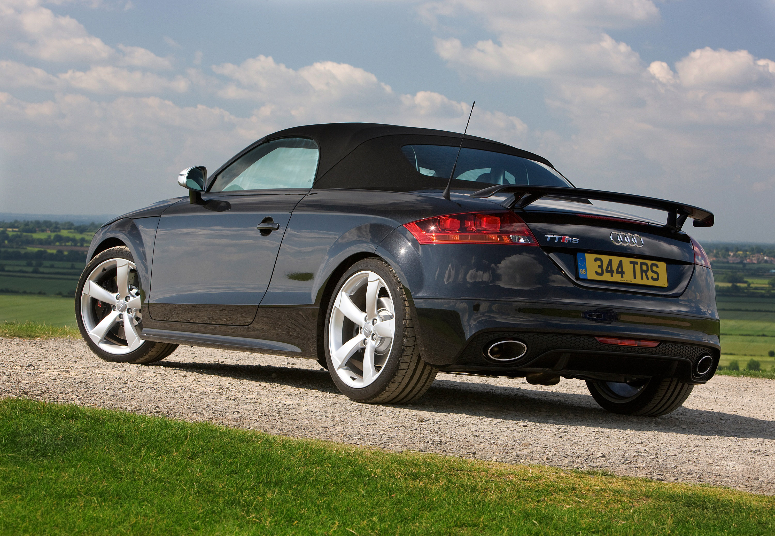 Audi TT RS Roadster