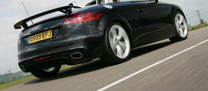 Audi TT RS Roadster (2009) - picture 23 of 30