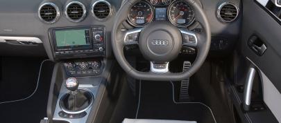 Audi TT RS Roadster (2009) - picture 28 of 30