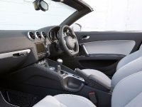 Audi TT RS Roadster (2009) - picture 30 of 30