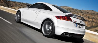Audi TT RS (2010) - picture 4 of 5