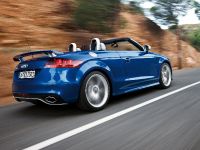 Audi TT RS (2010) - picture 5 of 5