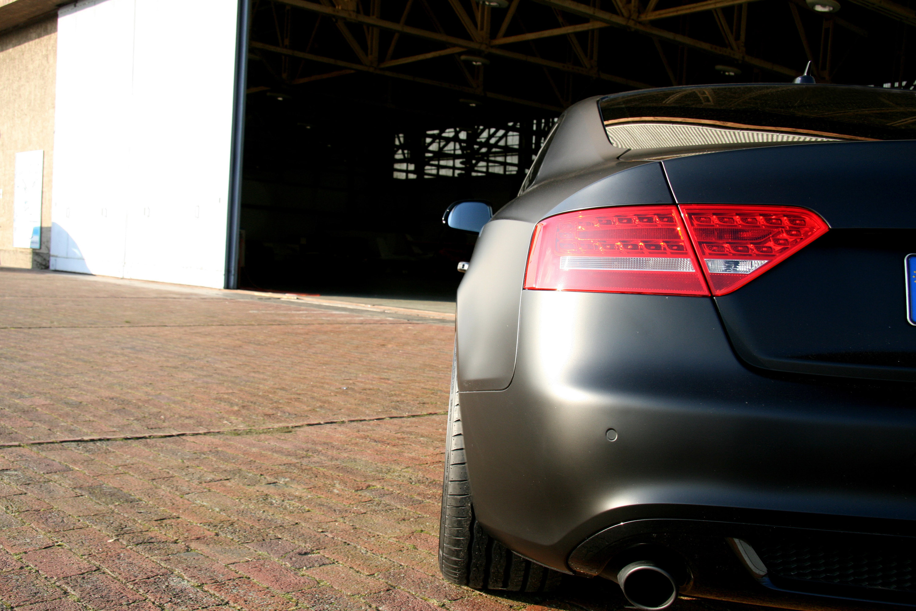 AVUS PERFORMANCE Audi A5 matt black