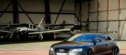 AVUS PERFORMANCE Audi A5 matt black (2009) - picture 7 of 8