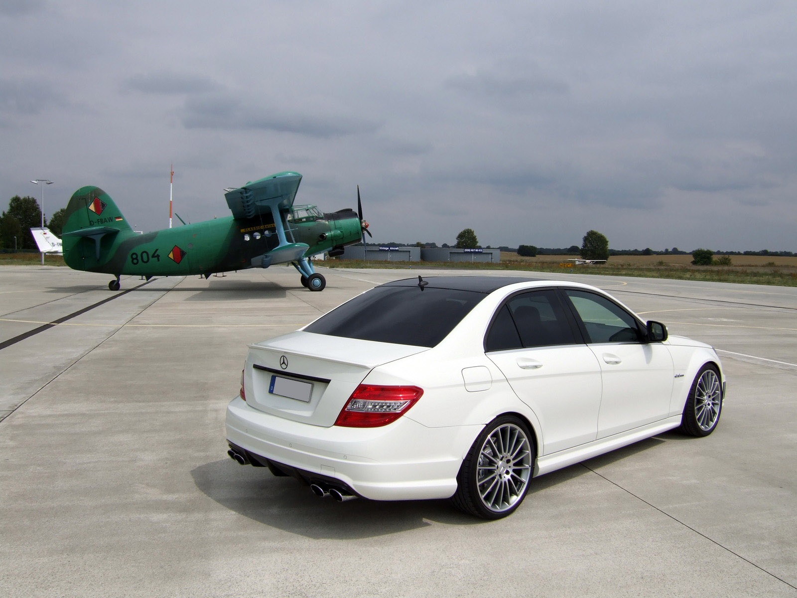 AVUS PERFORMANCE Mercedes-Benz C63 AMG