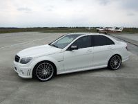 AVUS PERFORMANCE Mercedes-Benz C63 AMG (2009) - picture 2 of 10