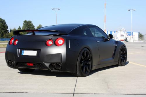 AVUS PERFORMANCE Nissan GT-R (2009) - picture 9 of 10