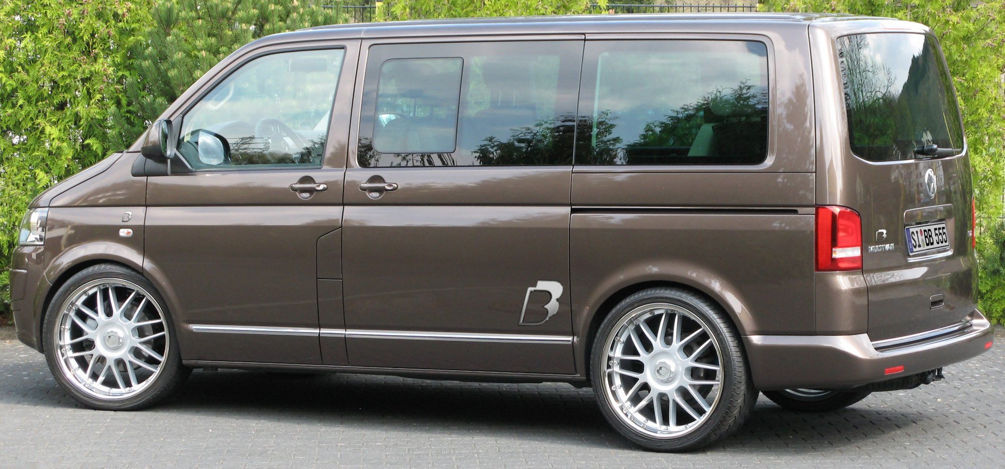 B&B Volkswagen Transporter T5