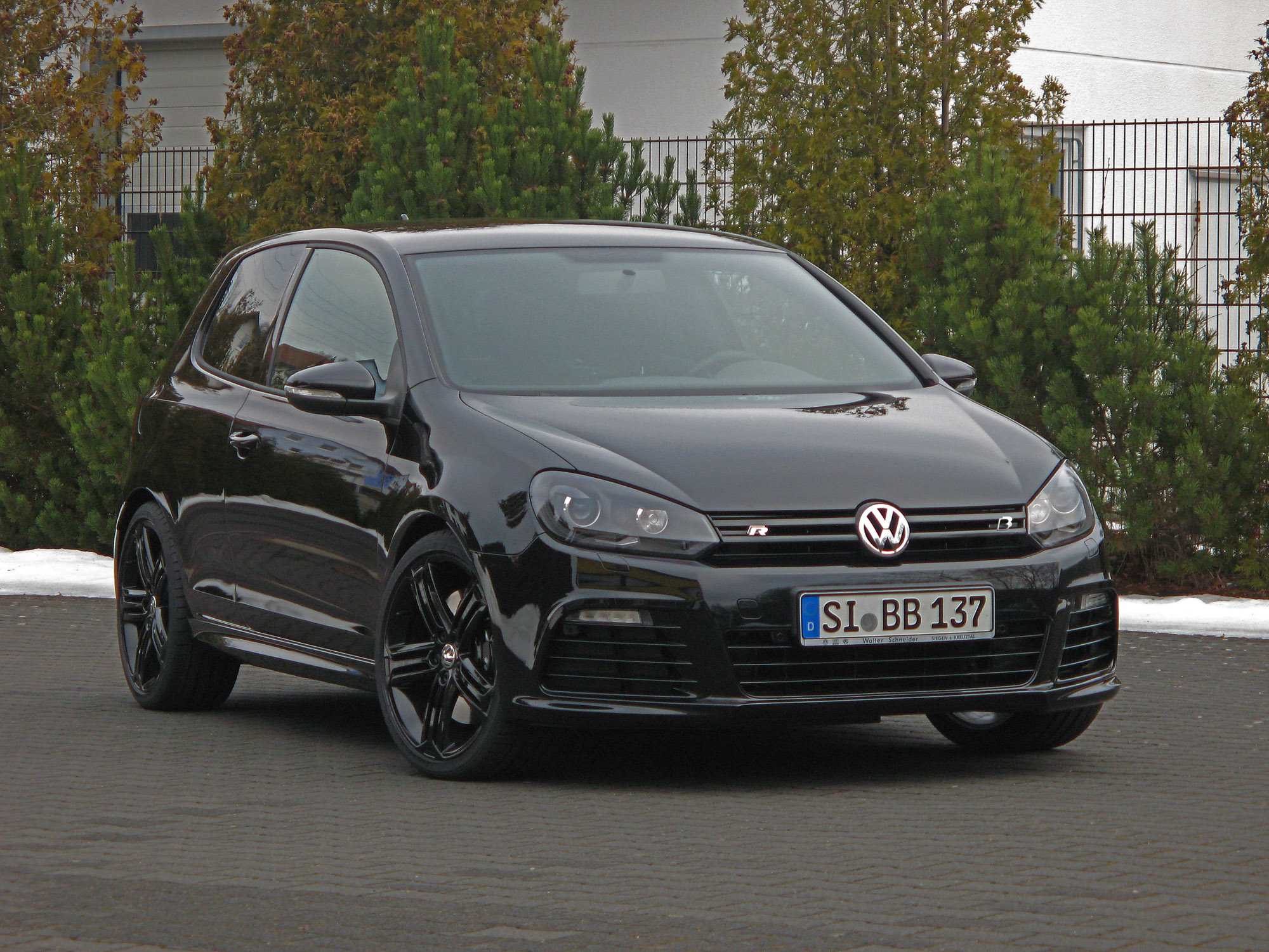 B&B Volkswagen Golf R