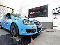 BBM Motorsport Volkswagen Golf GTI (2013)