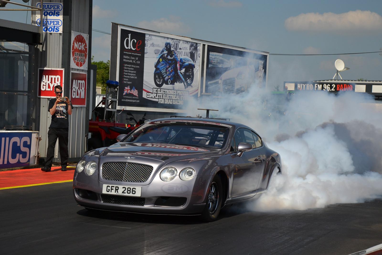 Bentley Continental GT drag