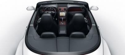 Bentley Continental Supersports Convertible ISR (2011) - picture 4 of 6