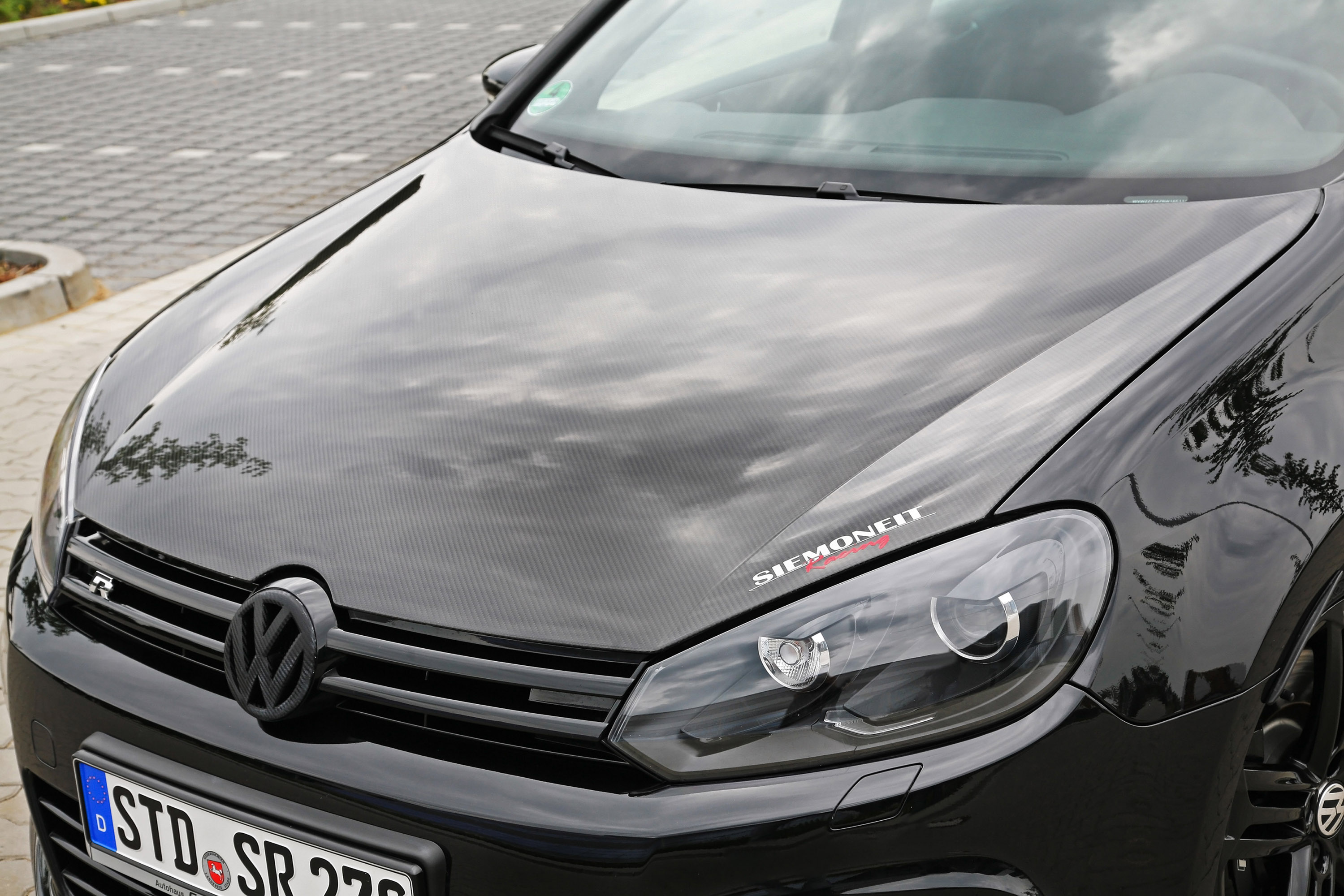 Black Pearl Volkswagen Golf VI GTI