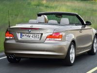 BMW 1 Series Convertible (2007) - picture 3 of 4
