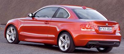 BMW 1 Series Coupe (2008) - picture 4 of 9