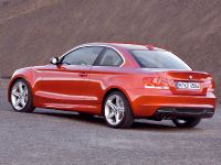 BMW 1 Series Coupe (2008) - picture 4 of 9