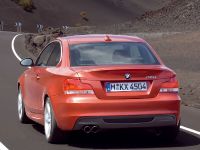 BMW 1 Series Coupe (2008) - picture 8 of 9