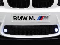 BMW 1 Series M Coupe Safety Car (2011) - picture 27 of 41