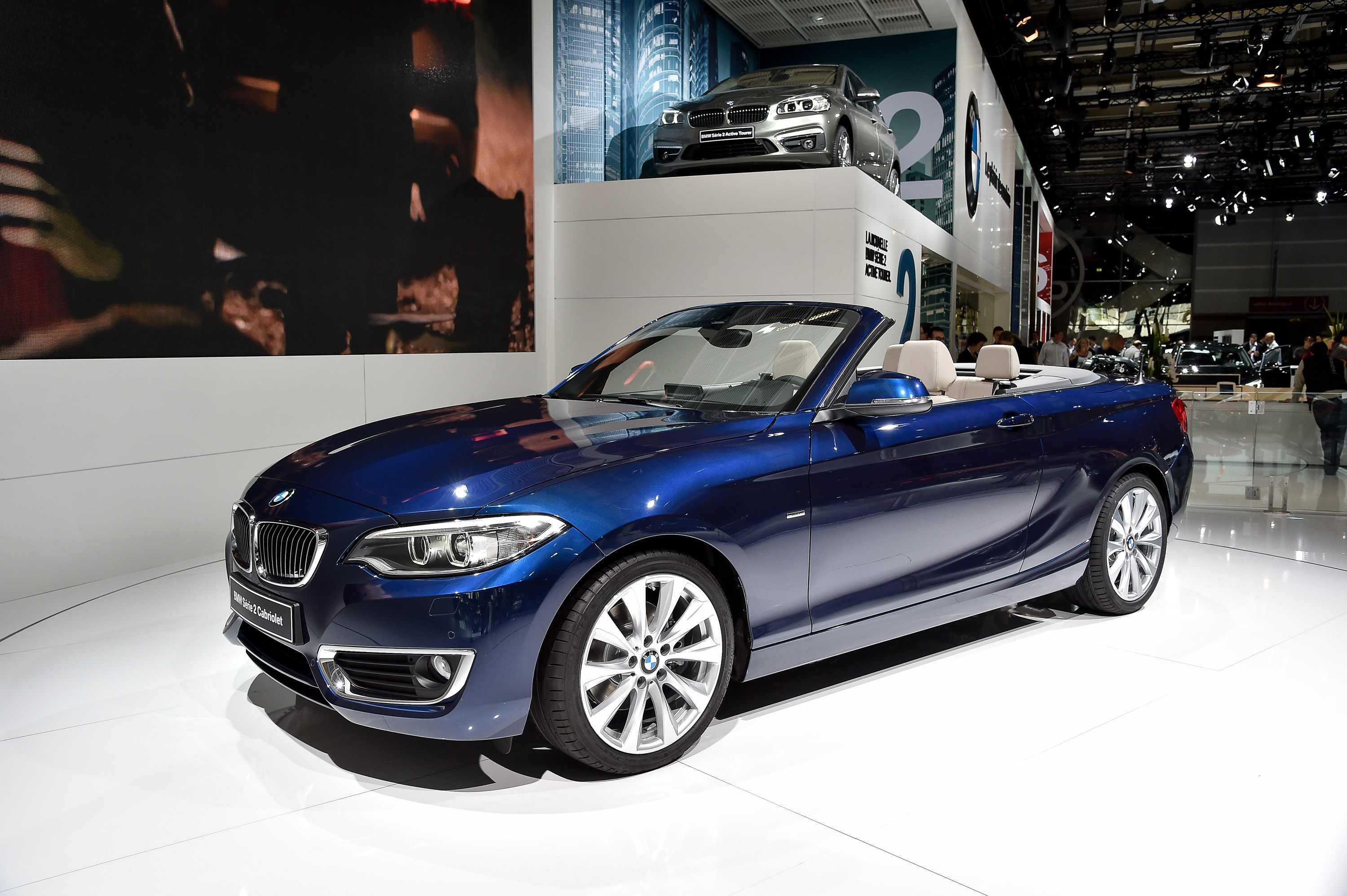 BMW 2-Series Convertible Paris