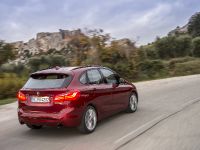 BMW 220d xDrive Active Tourer (2014) - picture 4 of 12