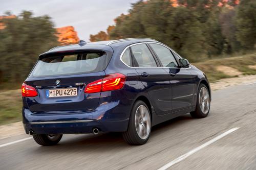 BMW 225i xDrive Active Tourer (2014) - picture 9 of 12