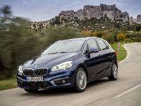 BMW 225i xDrive Active Tourer (2014) - picture 3 of 12