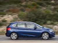 BMW 225i xDrive Active Tourer (2014) - picture 5 of 12