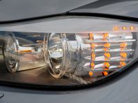 BMW 330d (2009) - picture 11 of 12