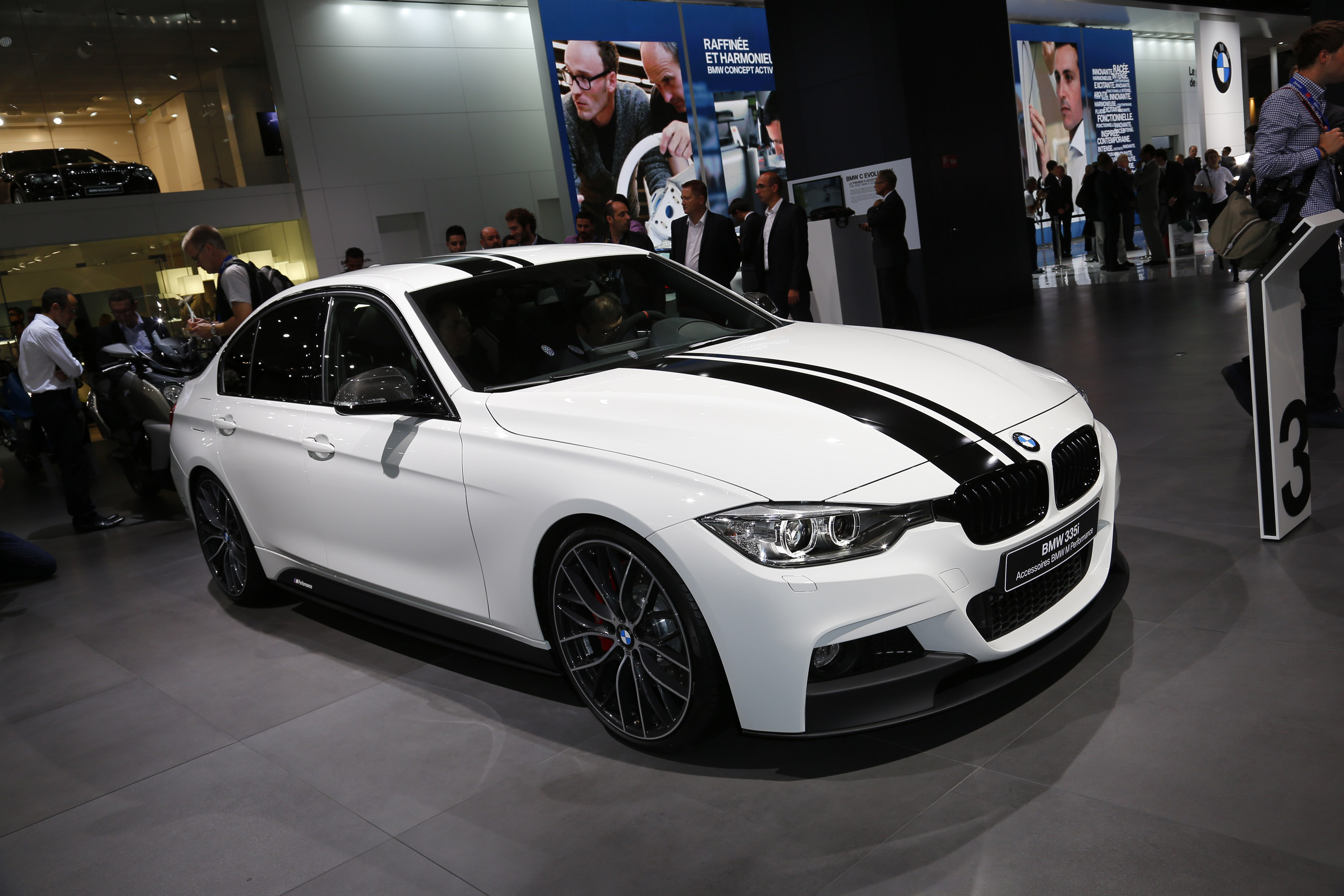 BMW 335i Paris