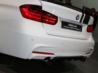 BMW 335i Paris (2012) - picture 6 of 7