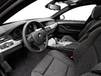 BMW 5 Series F10 Sports Package (2011) - picture 3 of 5