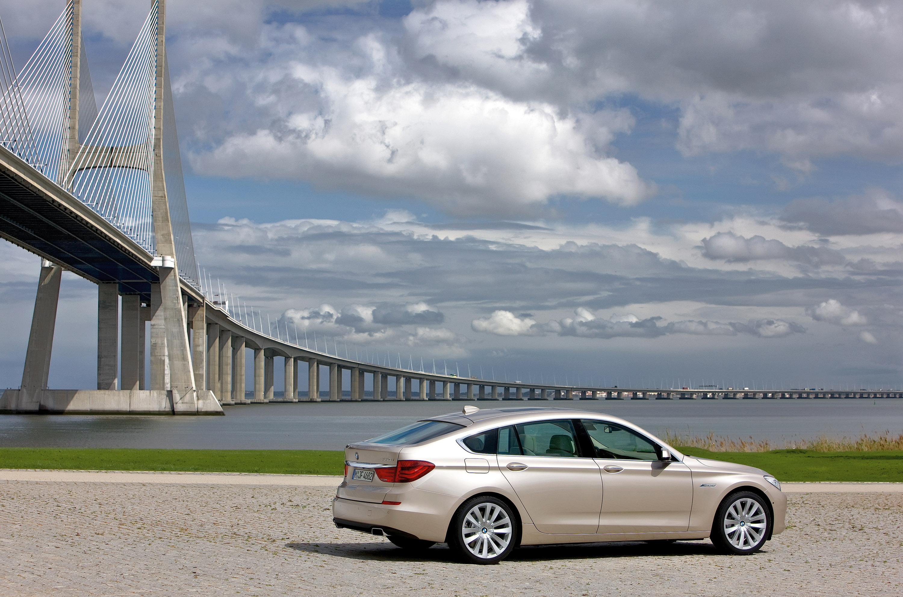 BMW 5 Series Gran Turismo