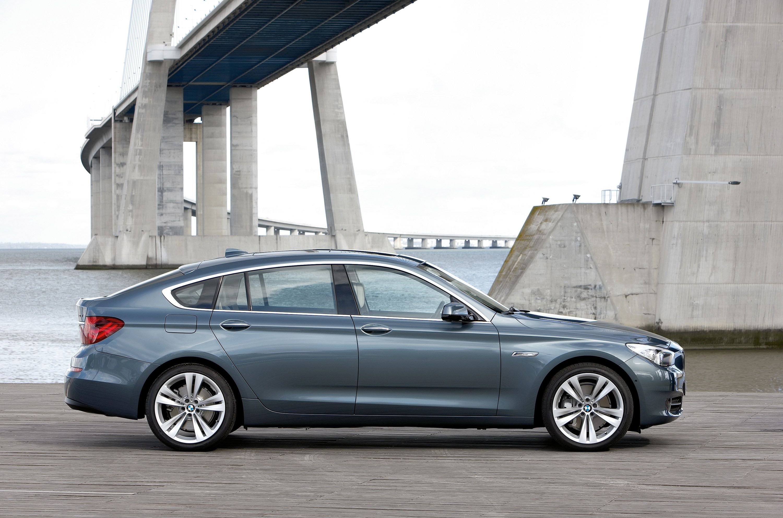 BMW 5 Series Gran Turismo