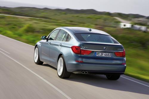 BMW 5 Series Gran Turismo (2010) - picture 1 of 32