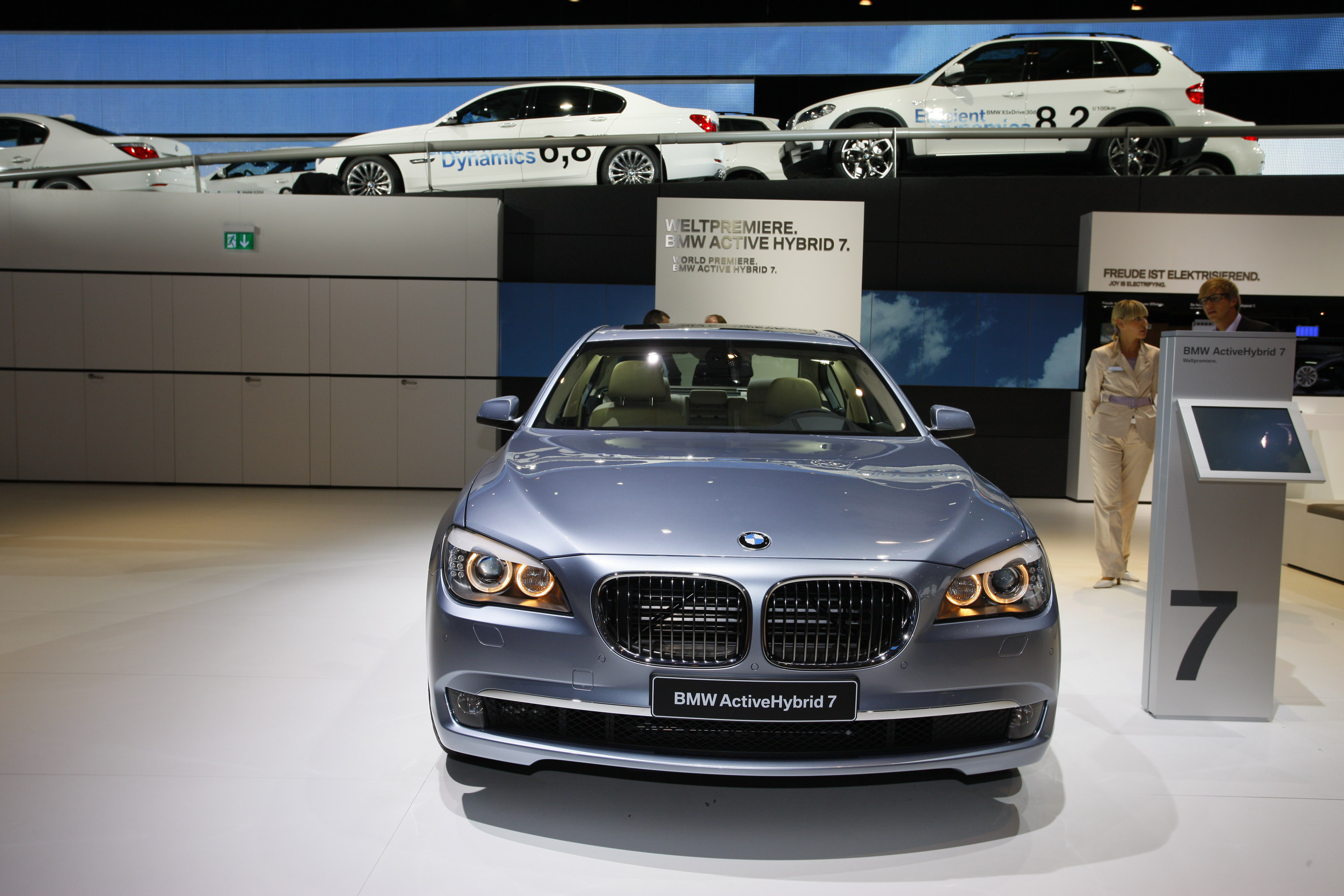 BMW 7-Series EfficientDynamics Frankfurt