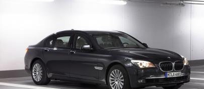 BMW 7 Series High Security (2009) - picture 28 of 44