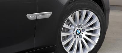 BMW 7 Series High Security (2009) - picture 31 of 44