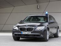 BMW 7 Series High Security (2009) - picture 21 of 44