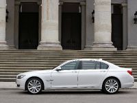 BMW 760Li (2010) - picture 5 of 19