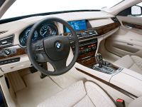 BMW 760Li (2010)