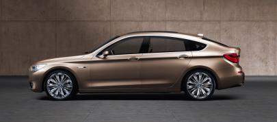 BMW Concept 5 Series Gran Turismo (2009) - picture 4 of 24