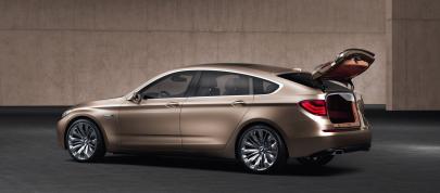 BMW Concept 5 Series Gran Turismo (2009) - picture 12 of 24