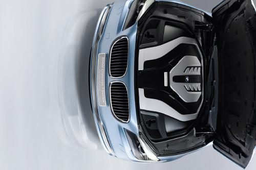 BMW Concept 7 Series ActiveHybrid (2008) - picture 8 of 13