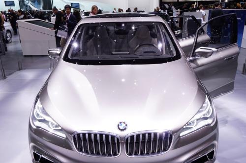 BMW Concept Active Tourer Geneva (2013) - picture 1 of 6