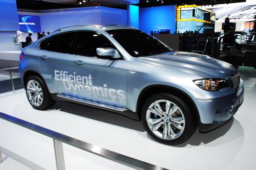 BMW Concept X6 ActiveHybrid Detroit (2009) - picture 1 of 4